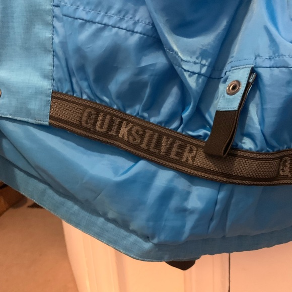 Quiksilver Snowboard Jacket - Picture 5 of 7
